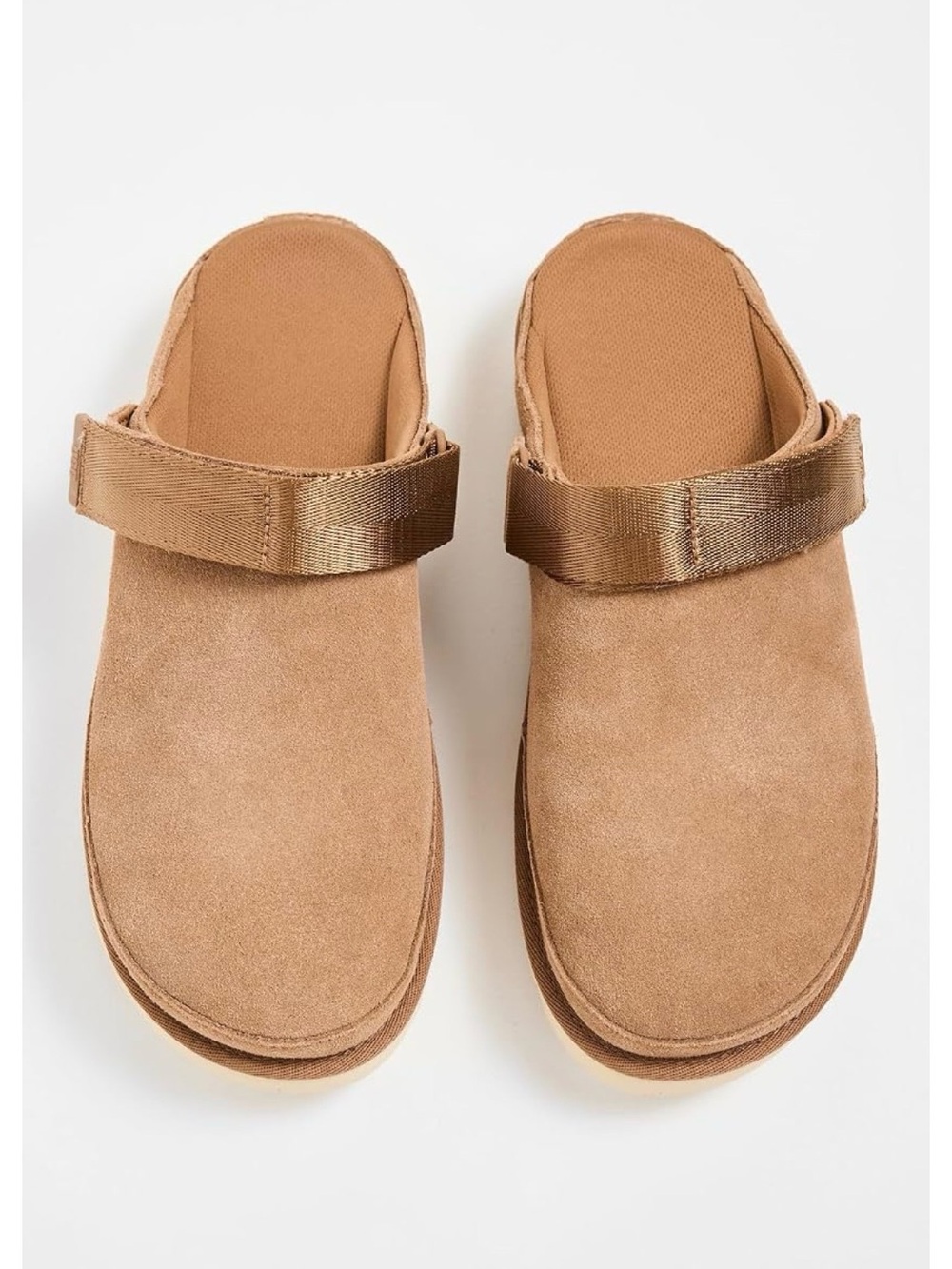UGG Goldenatar Clogs in Chestnut